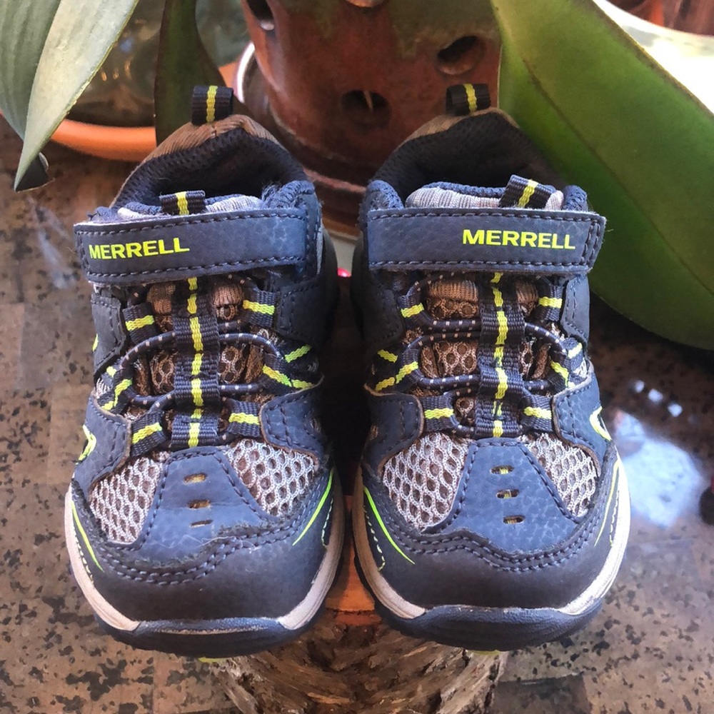 Merrell toddler size 5 navy and green hiking shoes